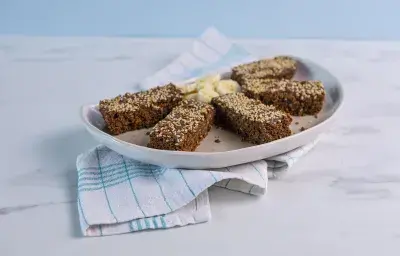 Barritas de Chocolate, Guineo y Ajónjolí