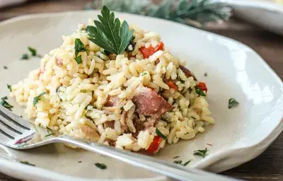 Arroz con Espinaca y Tocineta