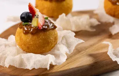 BOLITAS DE ARROZ CON LECHE FRITAS