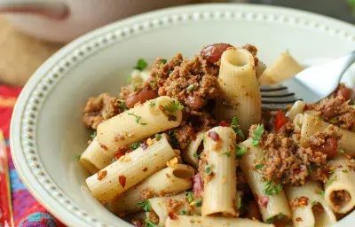 Chile de Carnes con Pasta