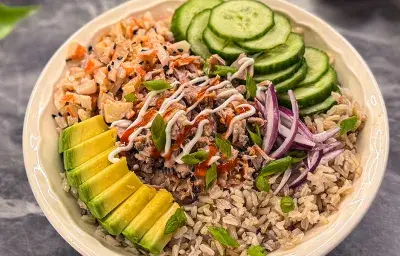 Poke Bowl Ligero de Arroz Integral