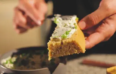 PAN DE HIERBAS Y QUESO PARMESANO