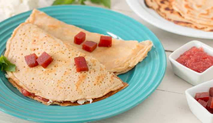 Crepes de Maíz con Queso y Guayaba