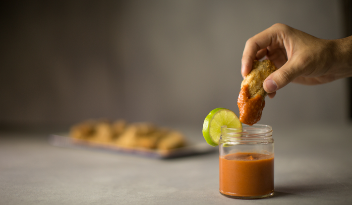 Pescado al Horno con Salsa de Ketchup de Guineo