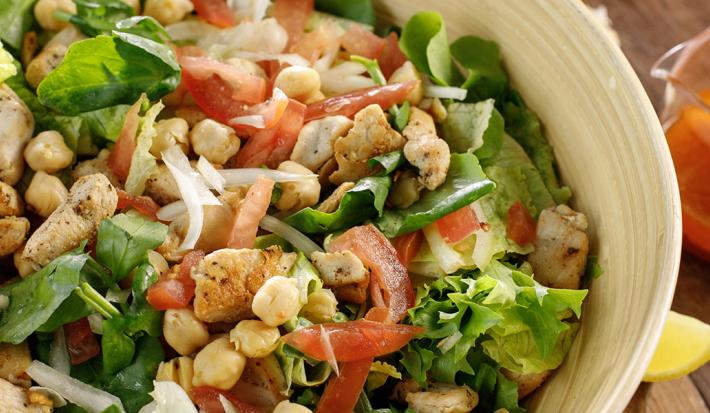 Ensalada de garbanzos y pollo