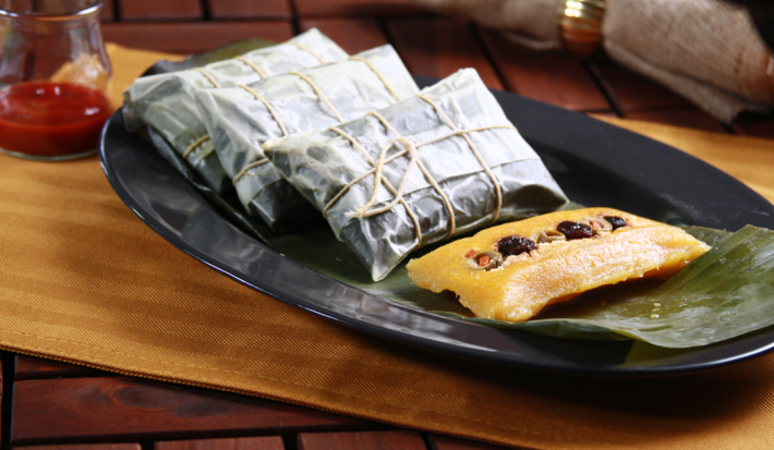 Pasteles en Hoja de Yuca Rellenos de Carne