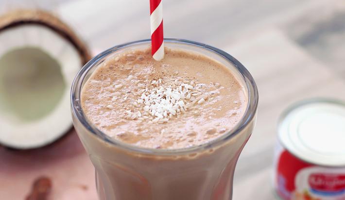 Batida de Coco, Crema de Avellana y Amaretto