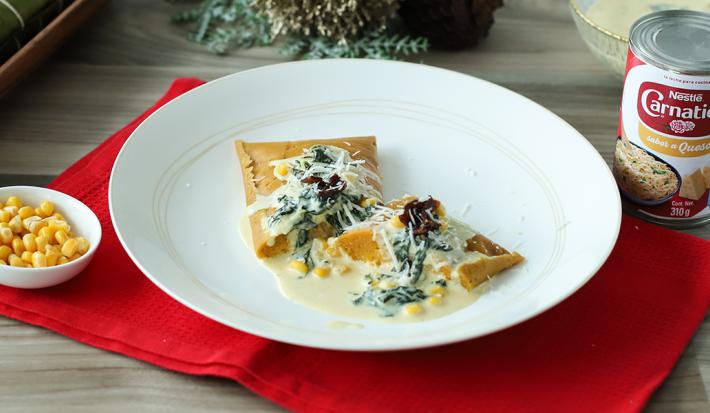 Pasteles en Hoja con Tope Maíz y Espinaca