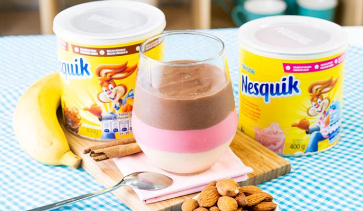 Natilla De Nesquik® Fresa, Nesquik® Chocolate Con Almendras Tostadas