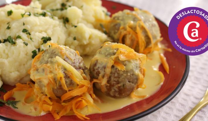 Albóndigas de Cerdo con Salsa de Zanahoria