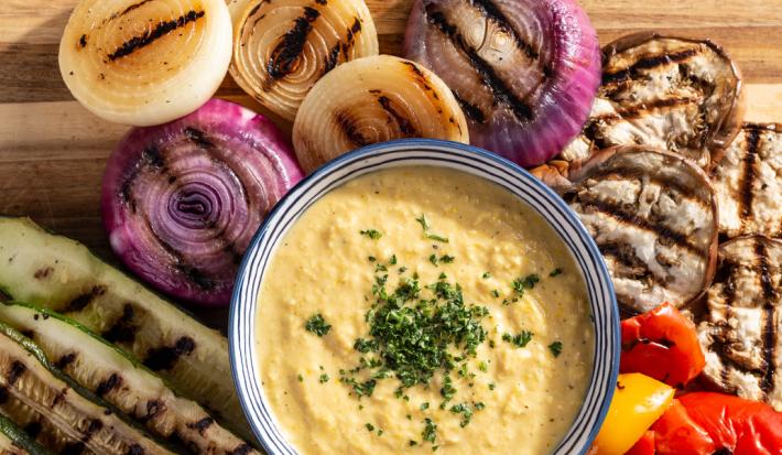 Vegetales a la Parrilla en Crema de Maíz