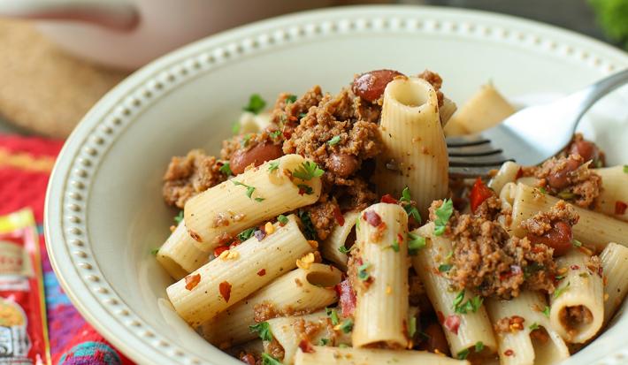 Chile de Carnes con Pasta