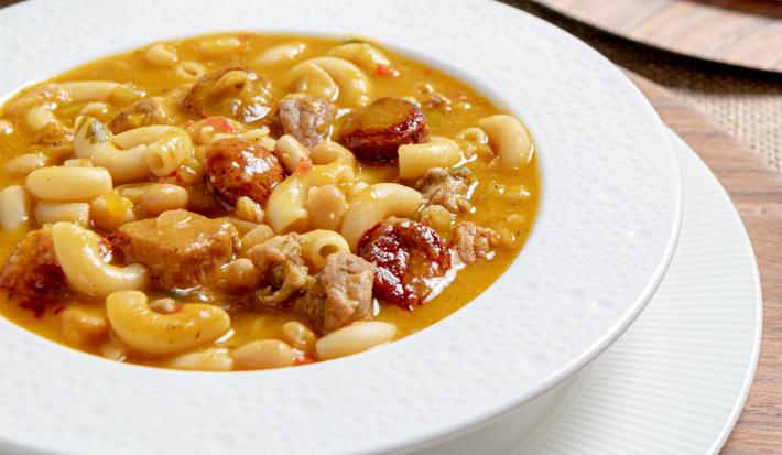 SANCOCHO DE HABICHUELAS CHORIZO Y PASTA