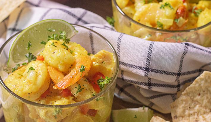 CEBICHE DE PESCADO Y CAMARONES AL COCO